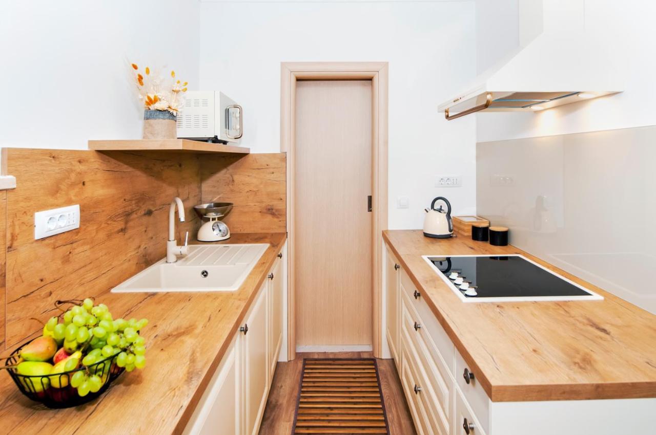 Apartment Miral Rovinjsko Selo Bagian luar foto