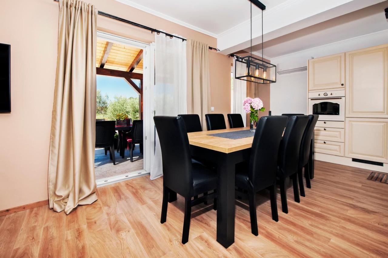 Apartment Miral Rovinjsko Selo Bagian luar foto